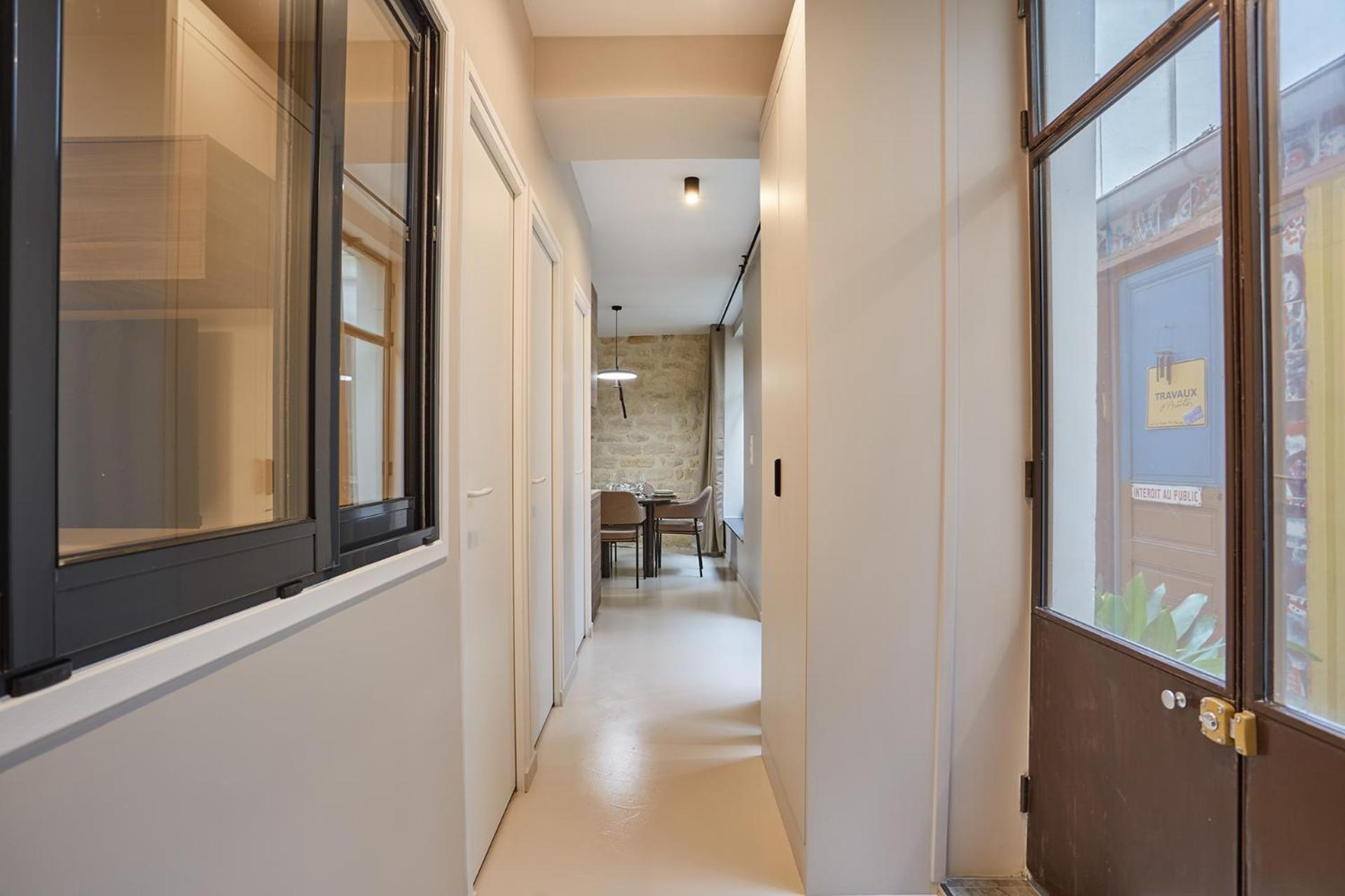 Center Of By Prestige Paris