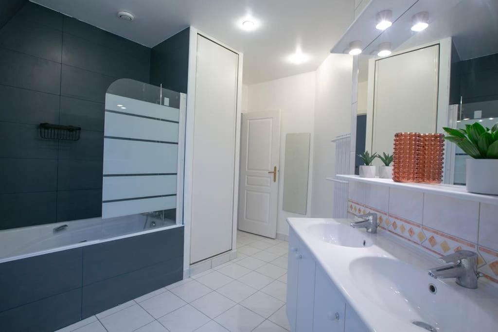 Skyline Parisian Flat - Exclusif Saint-honore Apartment *