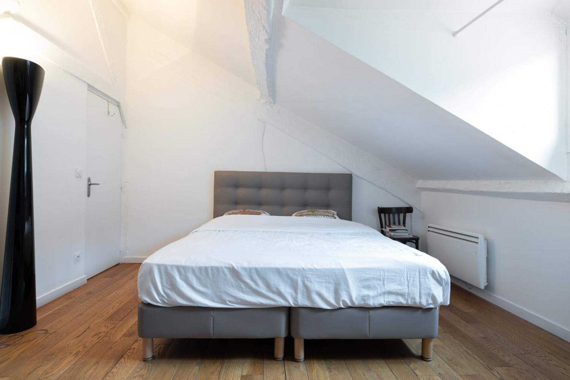 Du Cirque Apartment