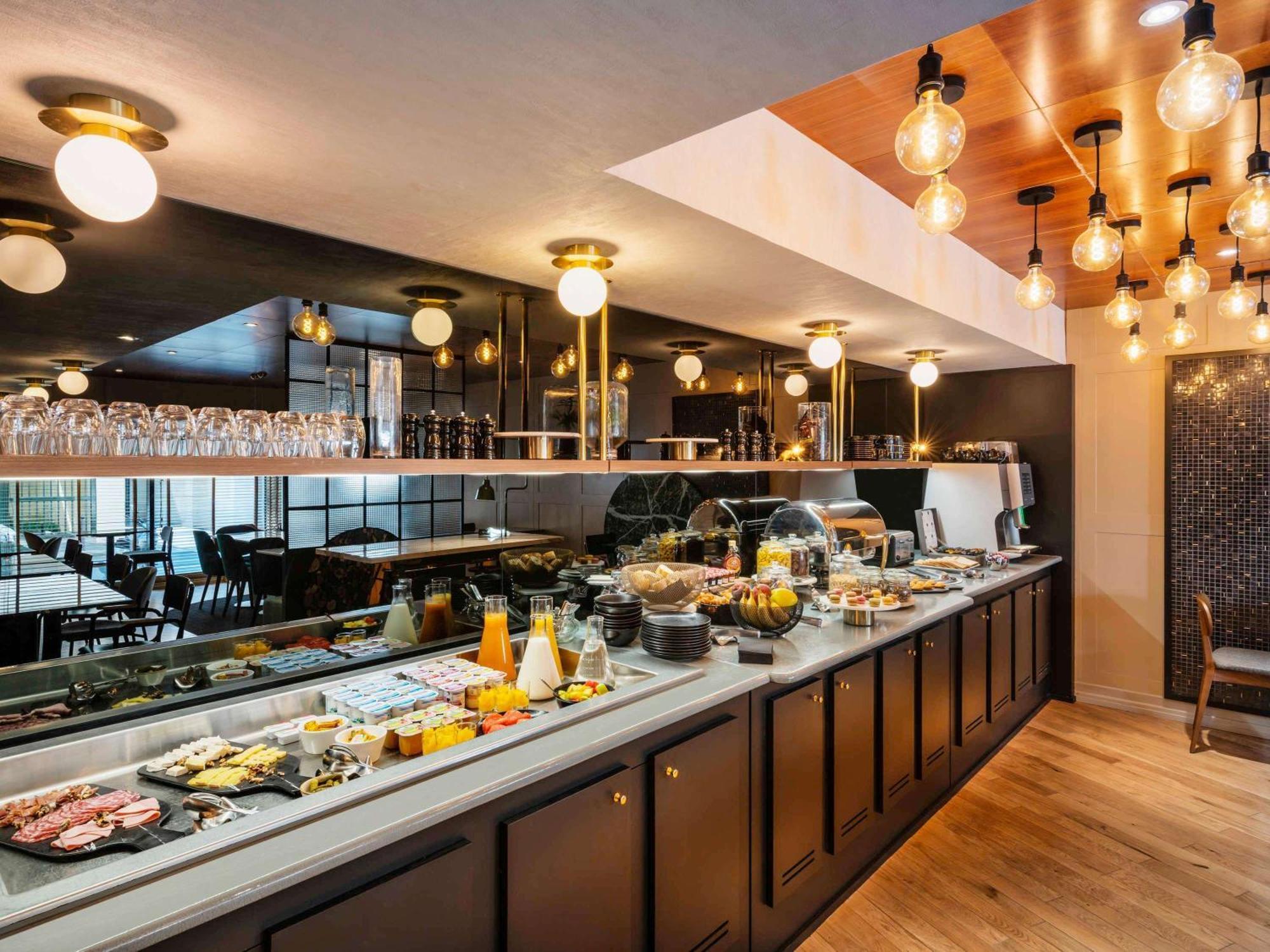 Hotel Mercure Montparnasse Pasteur