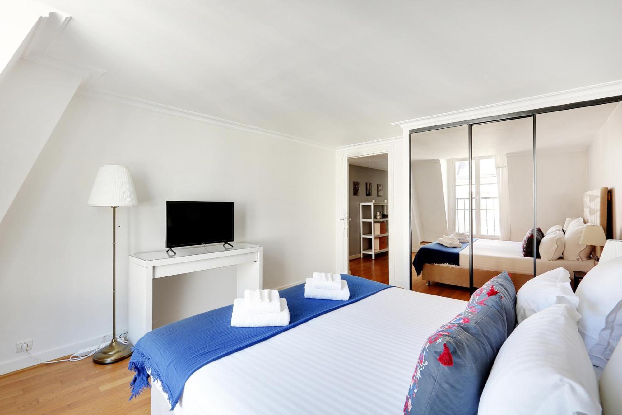 Pick A Flat's In Champs-elysees - Rue Ponthieu * Parigi