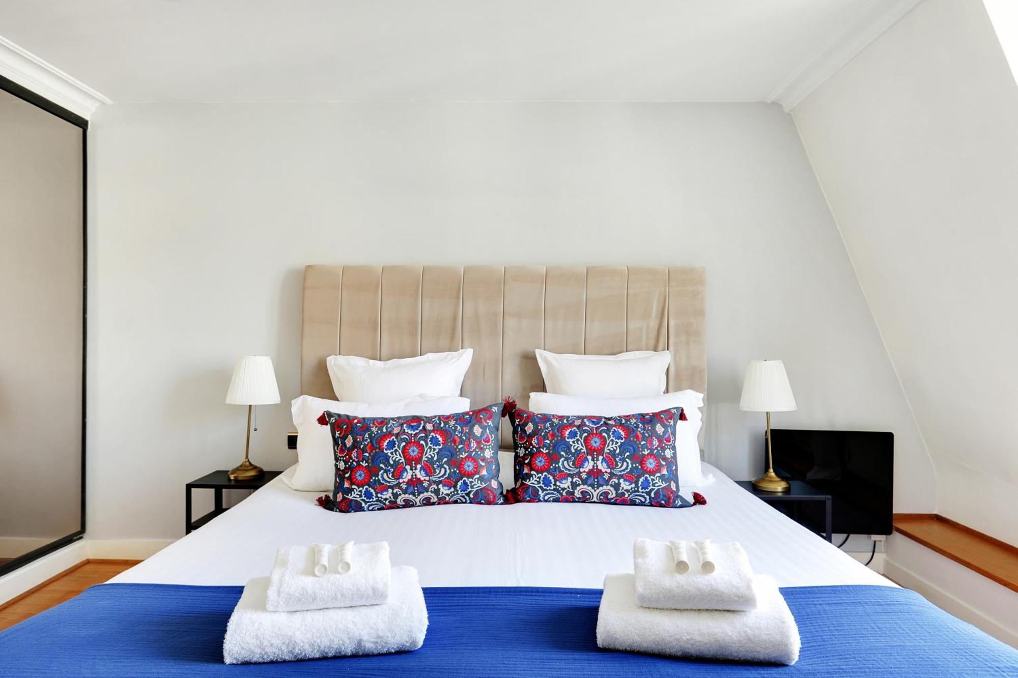 Pick A Flat's In Champs-elysees - Rue Ponthieu Parigi