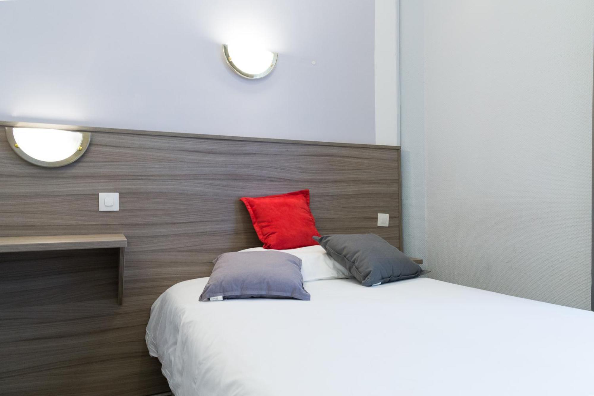 Panam - Place Gambetta-mairie De Gambetta 3*