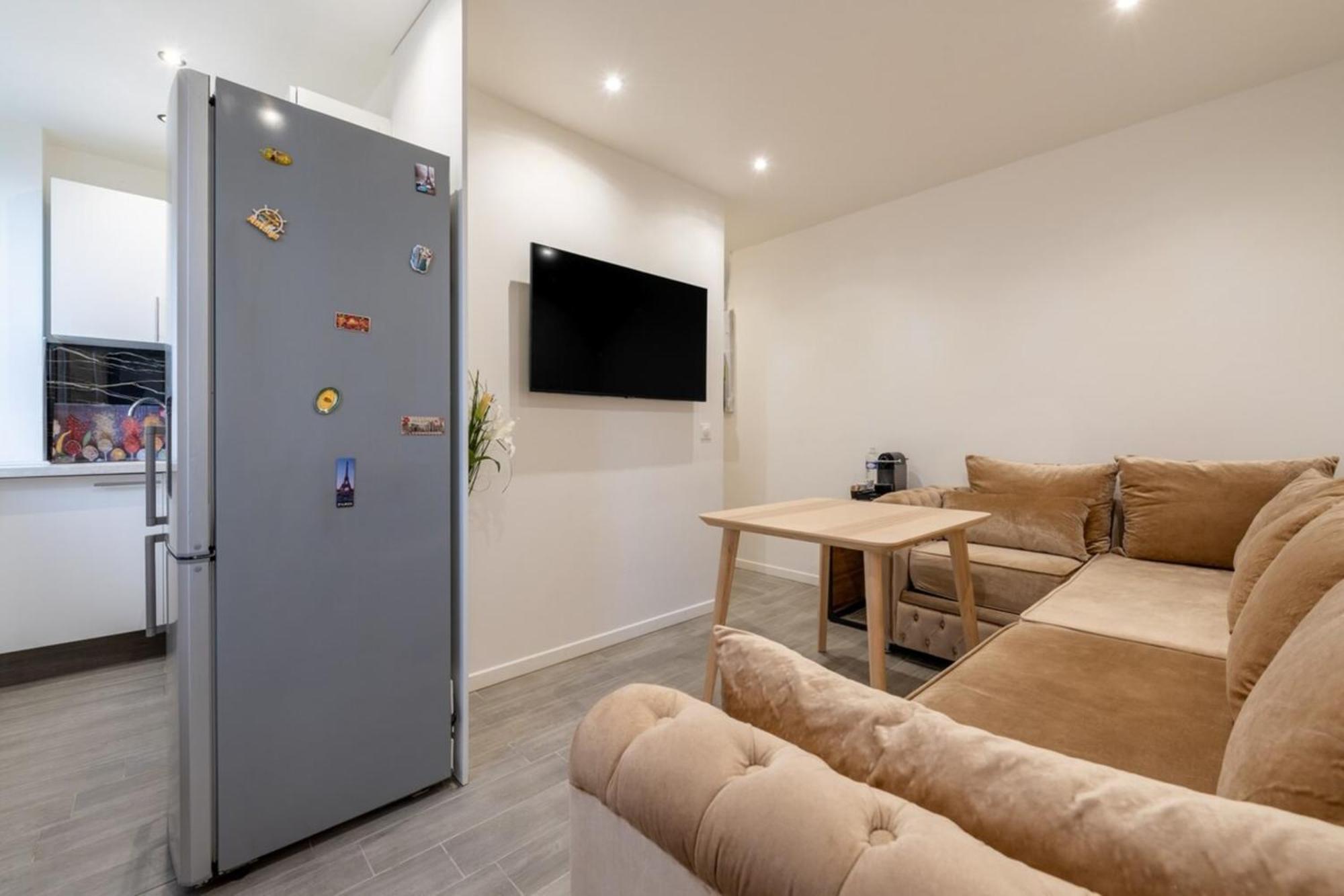 Stylish Contemporary 1bd Apartmentmenilmontant *