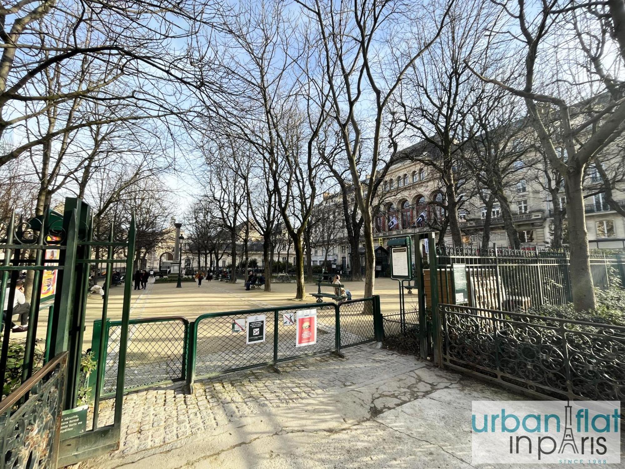 Urban Flat 01 - Charming 2 Bedroom Flat In Montorgueil *