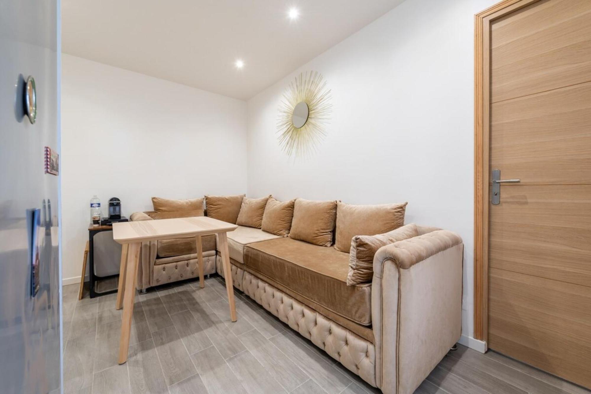 Appartamento Stylish Contemporary 1bd Apartmentmenilmontant Parigi