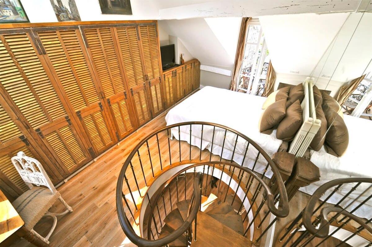 Apartment A Balcony On Notre Dame *