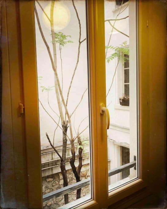 Typical Stylish Parisian Studio - Bastille Area * Parigi