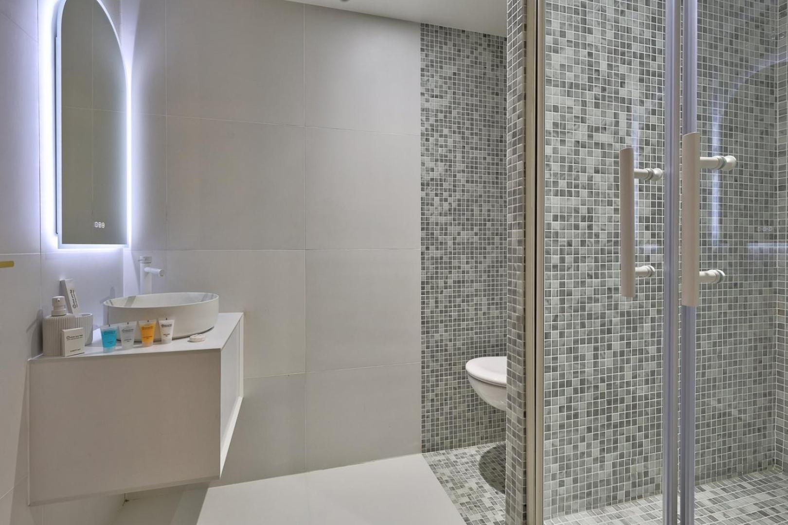 369 Fondary 5 - Superb In Parigi