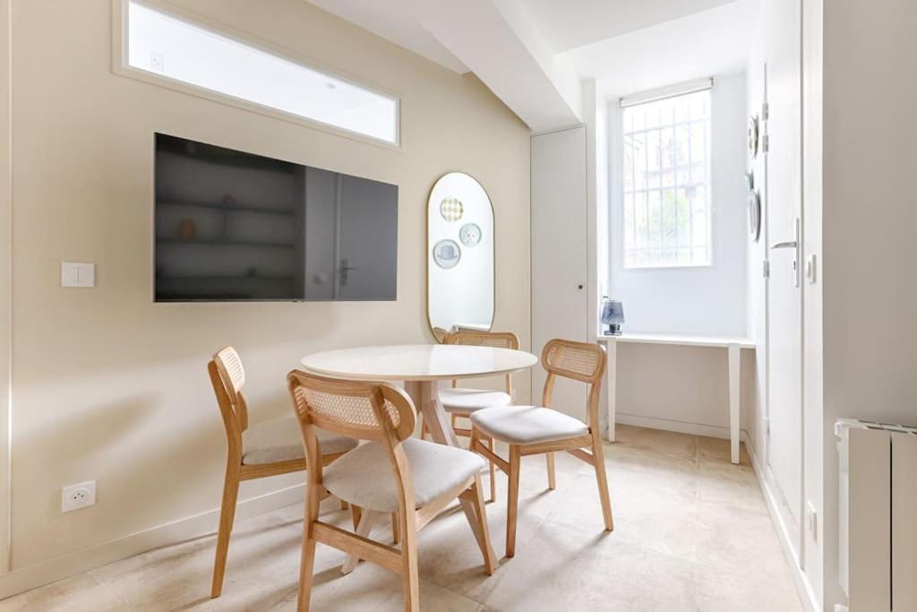Mykeypers - Chic & Cozy Flat 4p - Republique Apartment
