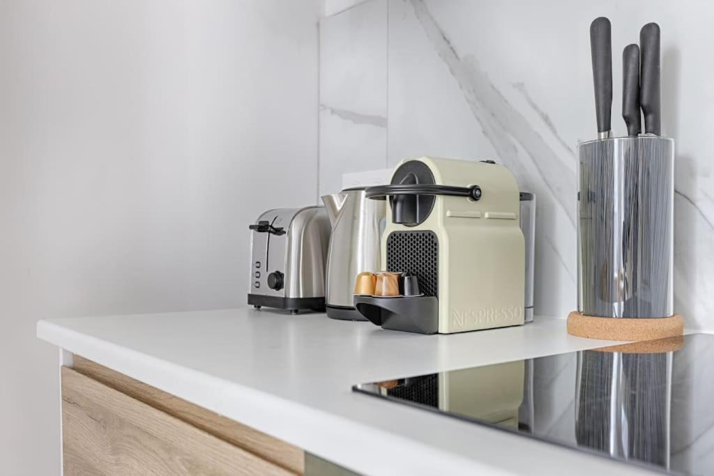 Mykeypers - Chic & Cozy Flat 4p - Republique Apartment *