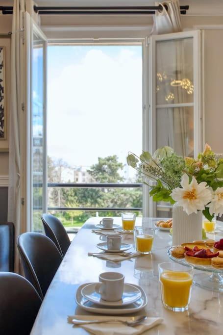 Apartment Parisian Gem: Heart Of The Latin Quarter- 2br Lift Paris
