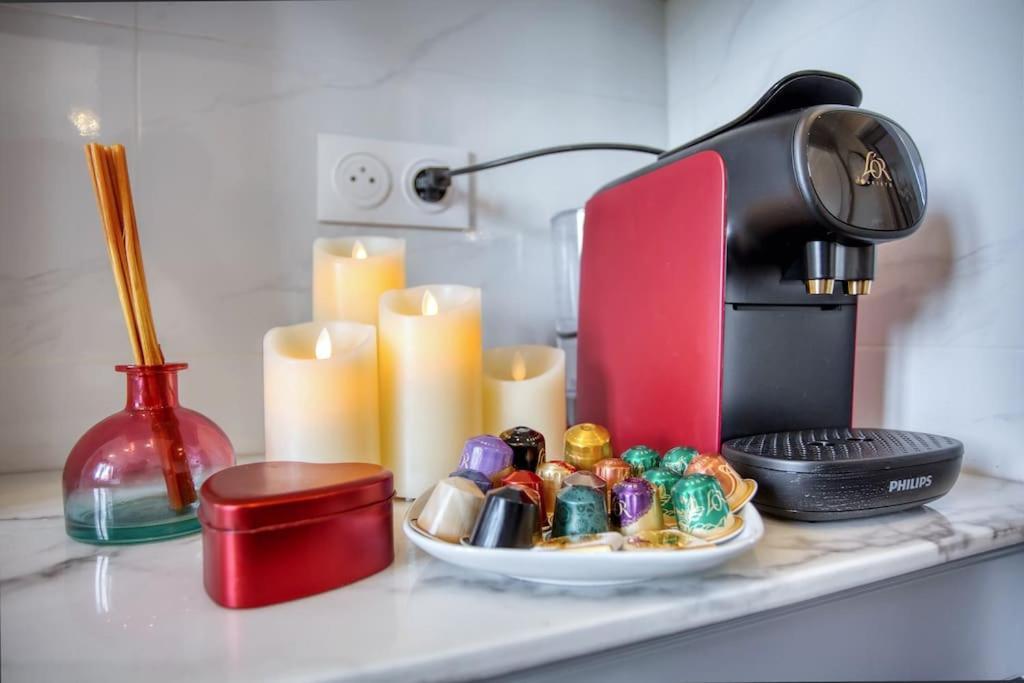 Parisian Gem: Heart Of The Latin Quarter- 2br Lift Apartment Paris