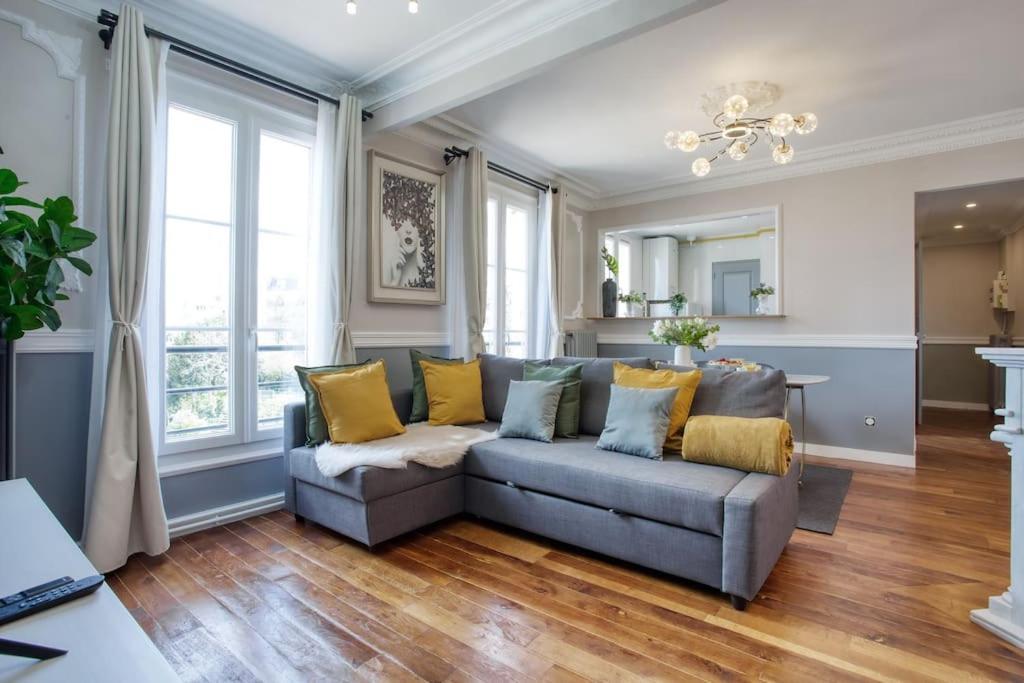 Apartment Parisian Gem: Heart Of The Latin Quarter- 2br Lift *