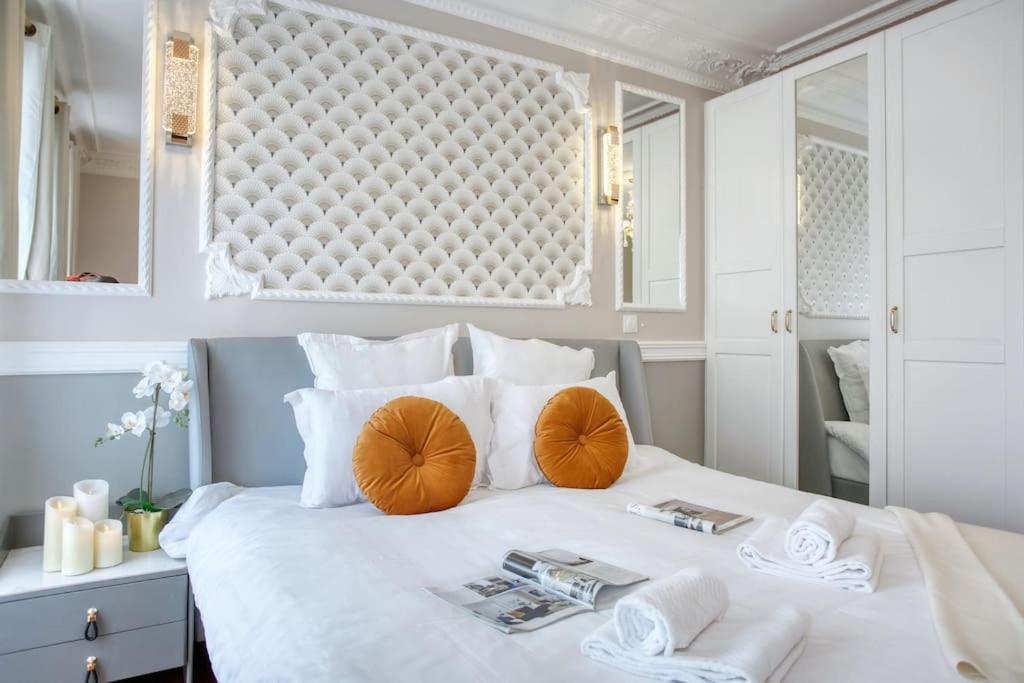 Apartment Parisian Gem: Heart Of The Latin Quarter- 2br Lift Paris