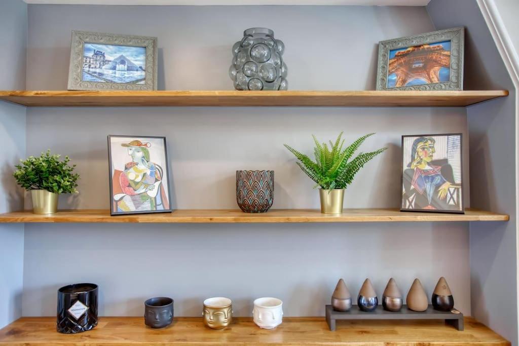 Apartment Parisian Gem: Heart Of The Latin Quarter- 2br Lift *