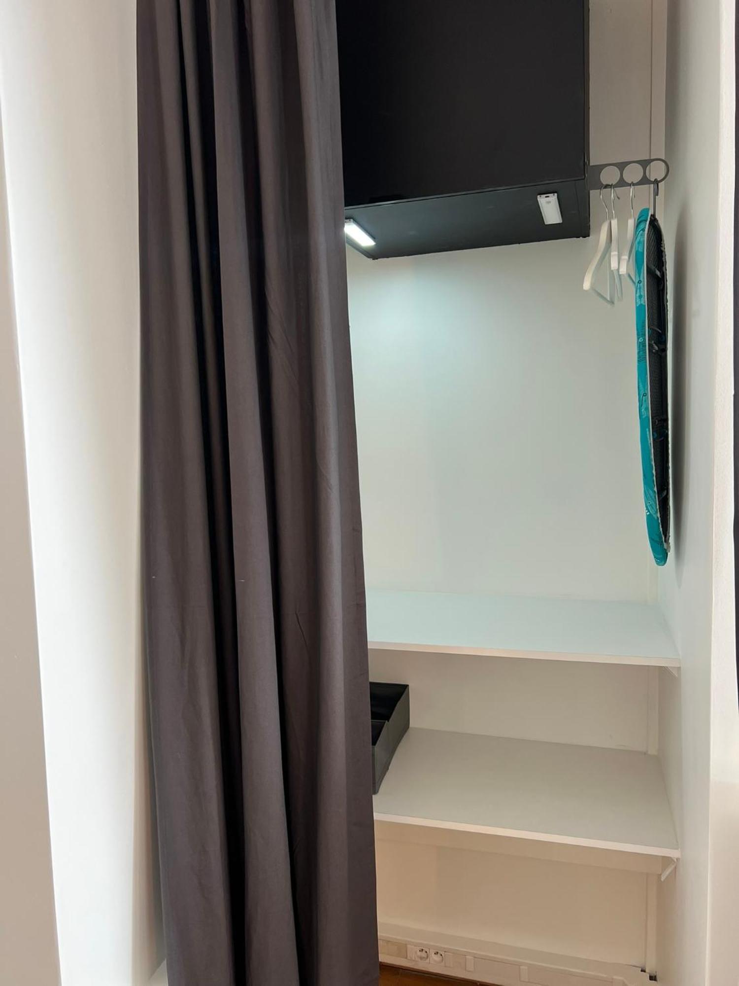 Le Refuge Du 15 * Parigi