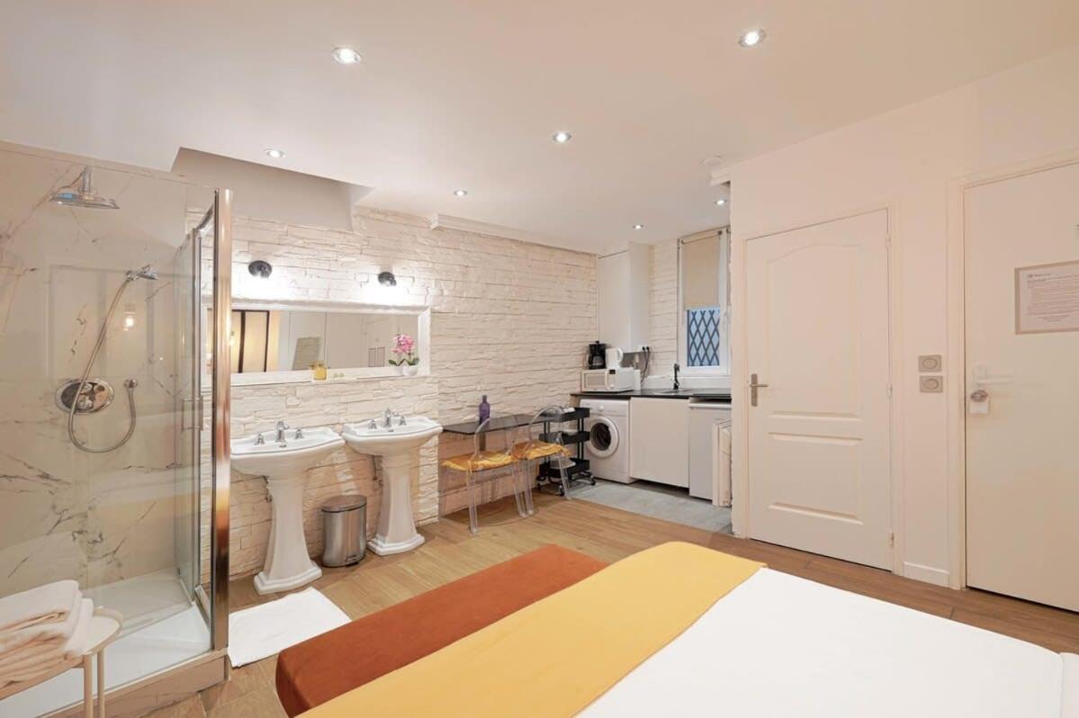 Cosy And Modern Updated Studio Paris