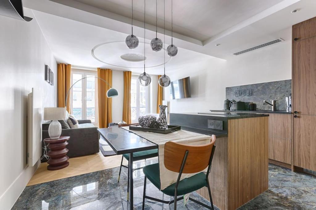 Prestige Luxury Flat 2br 6p - Champ-elysees * Parigi