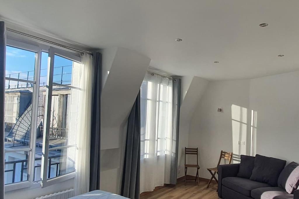 Appartamento De Charme Toits Parisiens