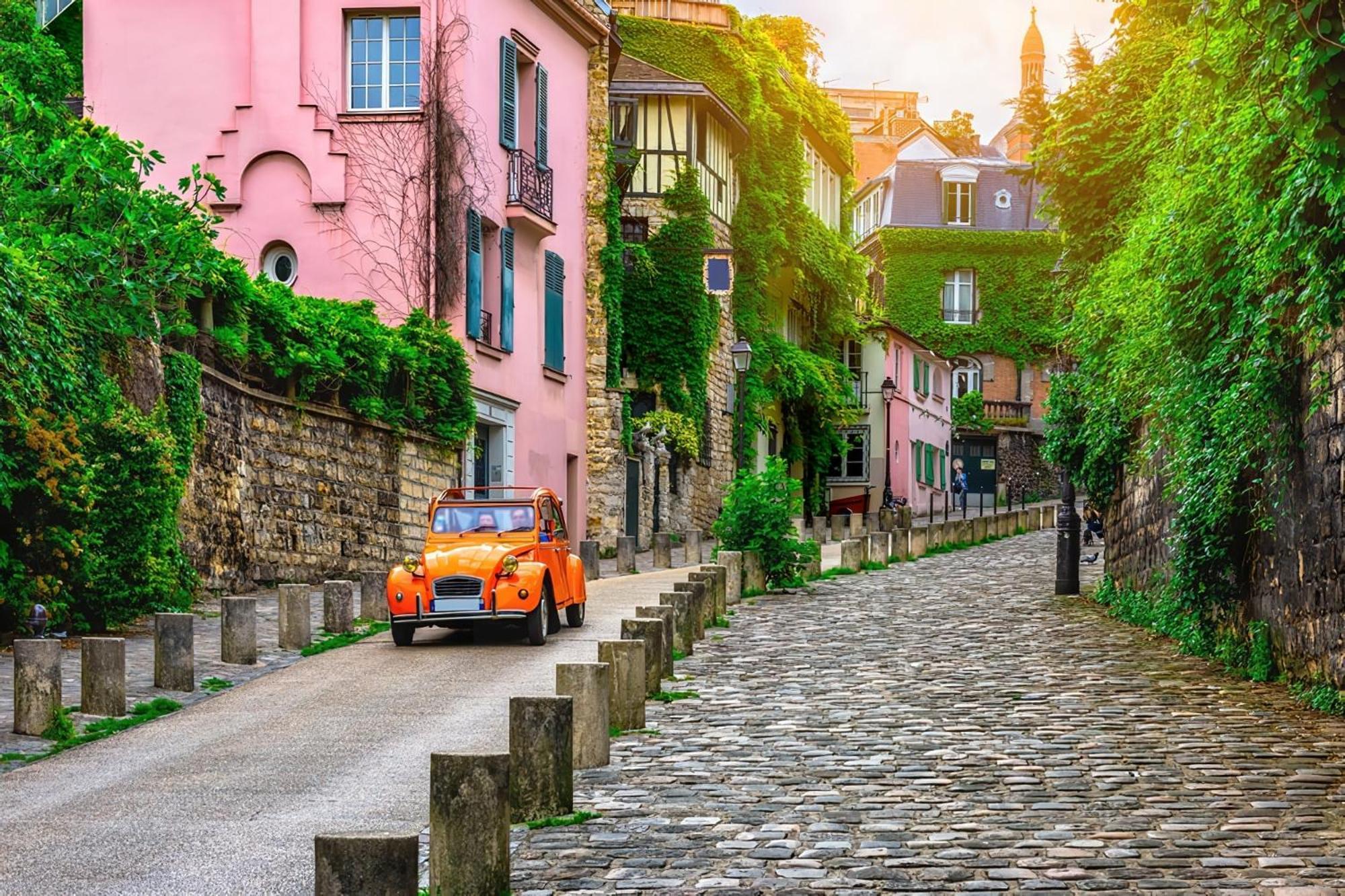 Souplex In Montmartre Parigi