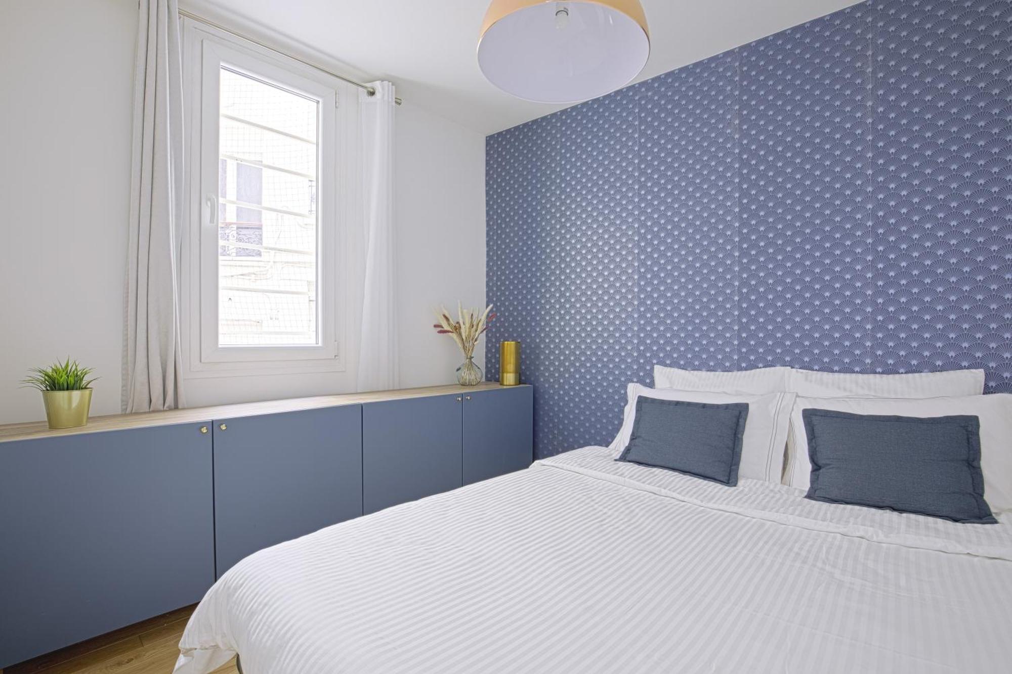 Luxury In The So Chic 16th District *