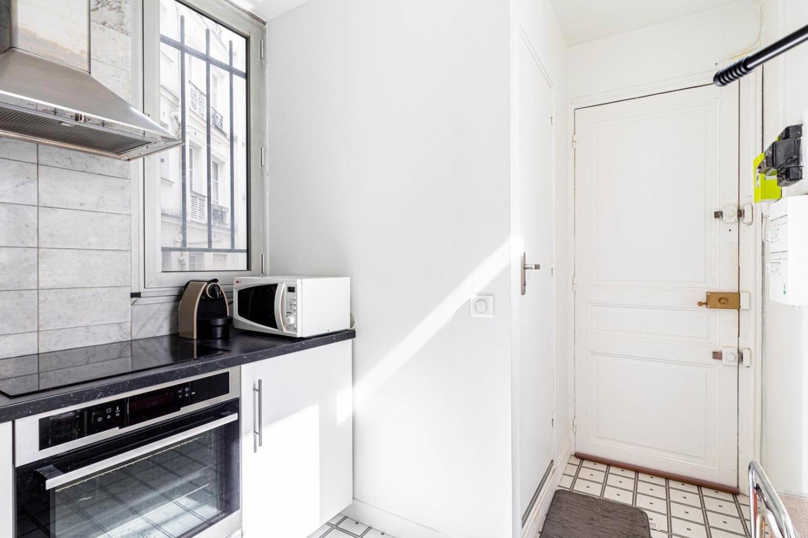 Guestready - Sunlit Serenity Near Montmartre
