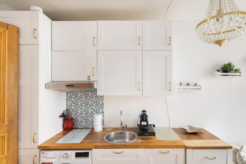 Appartamento Haussmannian Elegance Close To Montmartre *