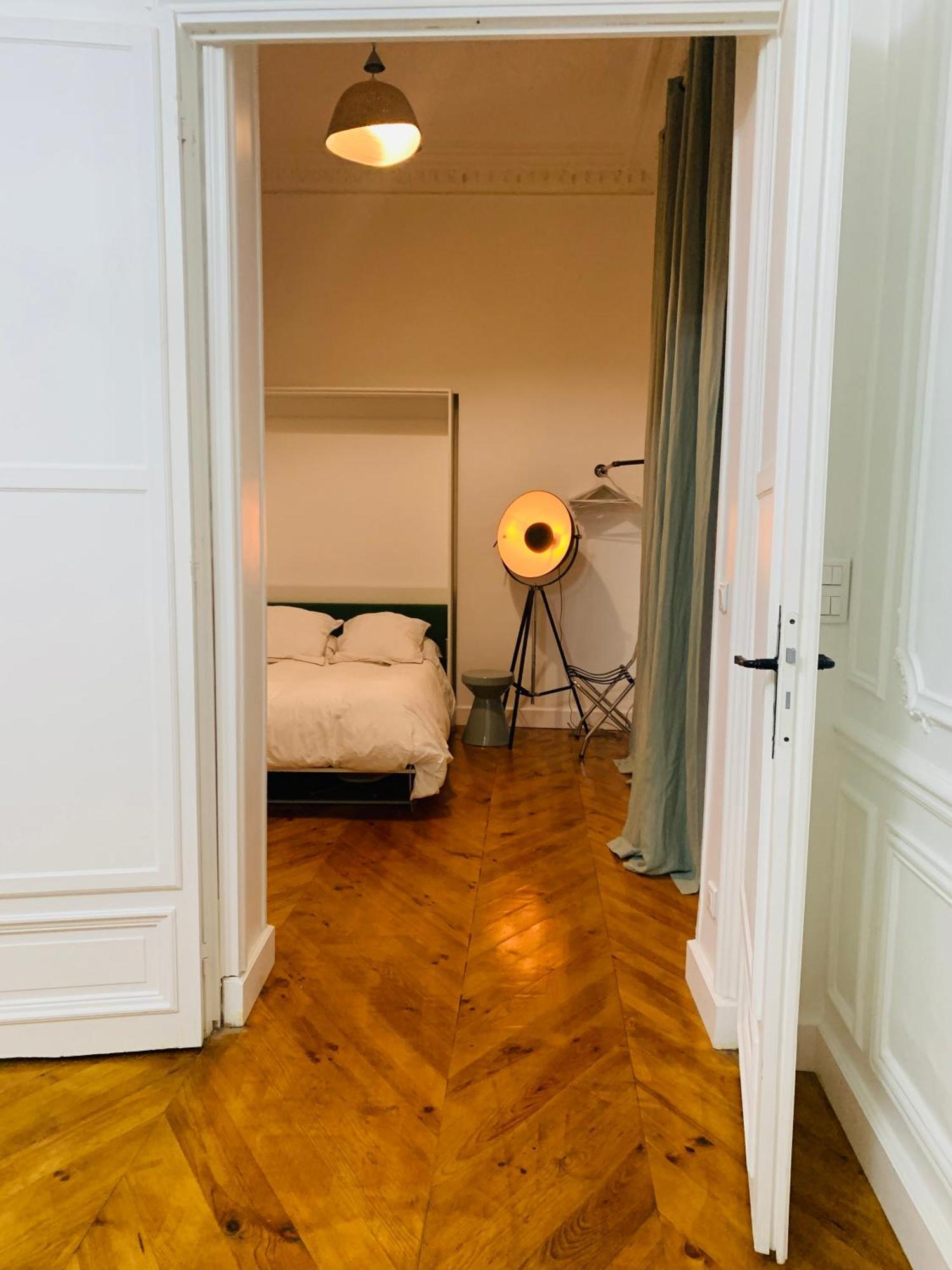 Appartamento 2 Bedrooms - Centre - Champs Elysees Parigi