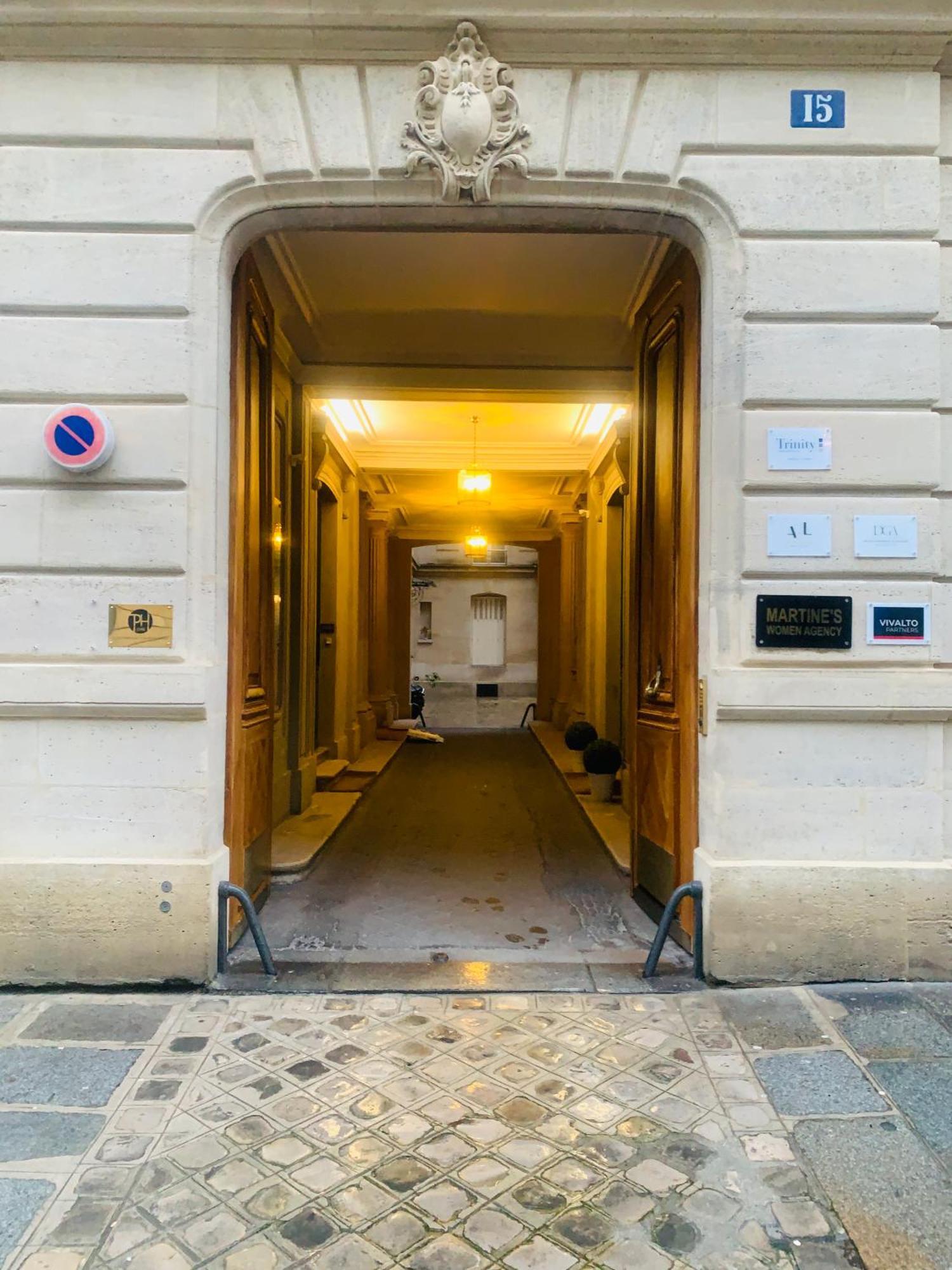 2 Bedrooms - Centre - Champs Elysees Appartamento Parigi