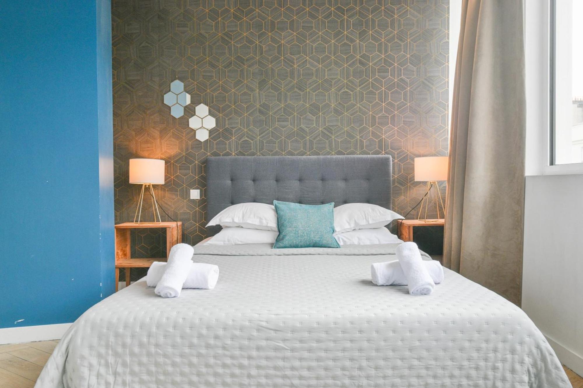 Sacre-coeur Modern 4bd With Sauna For 10 Guests! Parigi