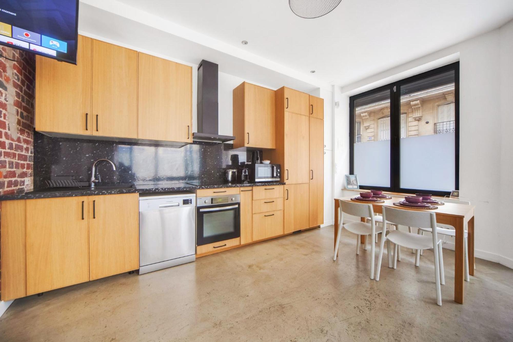 Large Flat Very Close To Montmartre Appartamento *