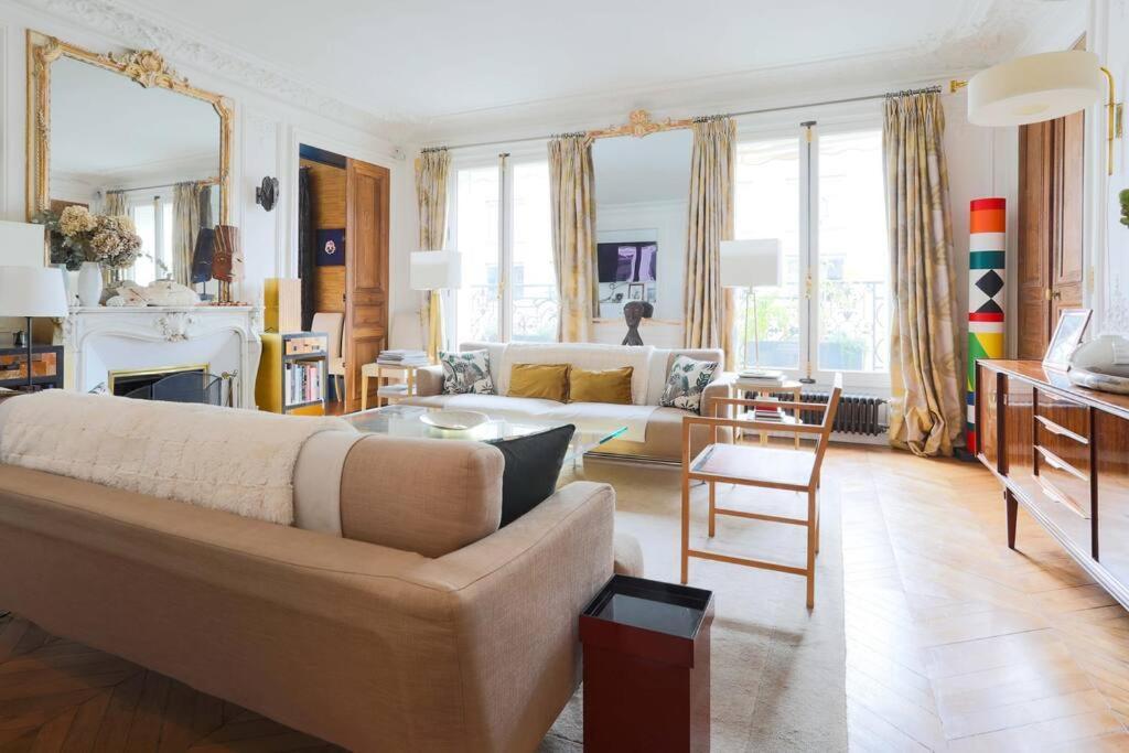 Chic Flat 2 Georges V