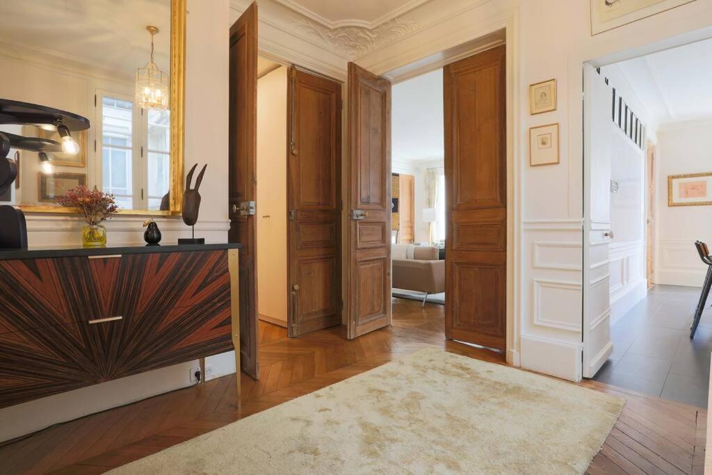 Chic Flat 2 Georges V