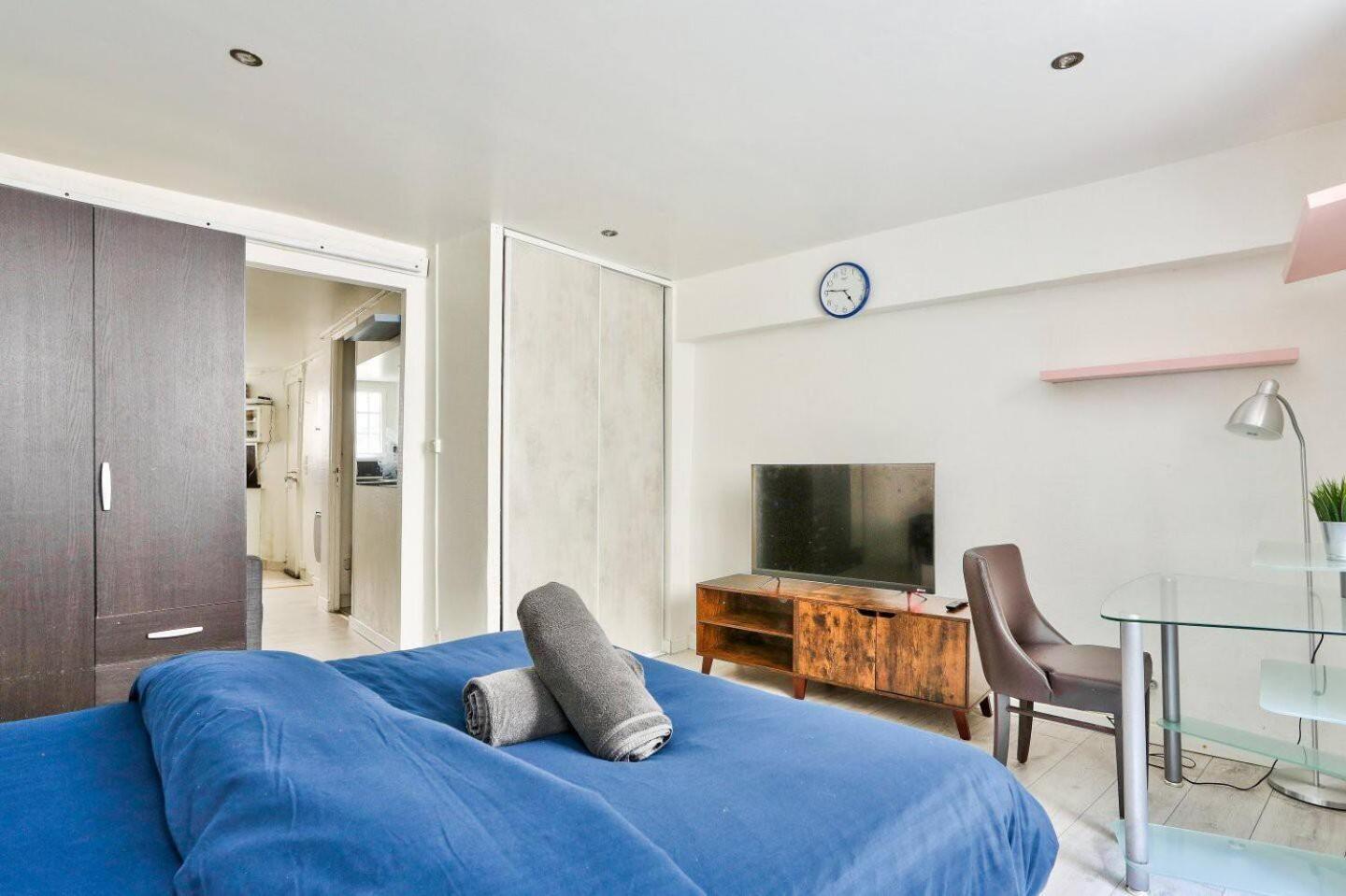 Luxe Notre Dame De Apartment *
