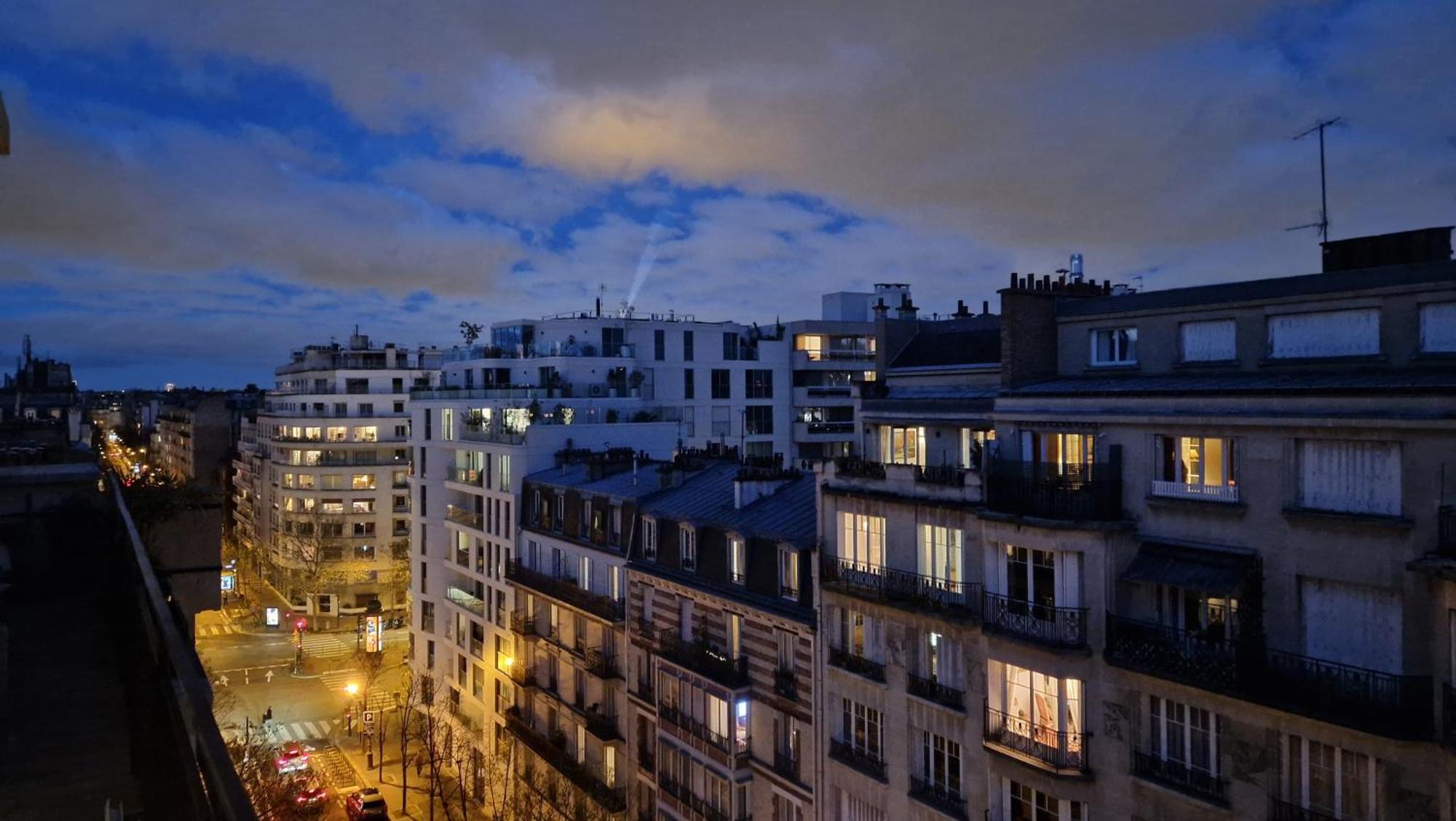 Michel Ange Homestay Paris