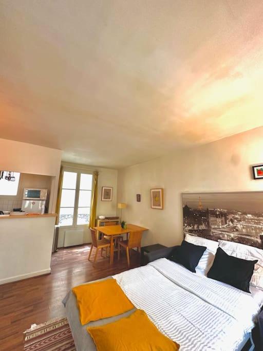 Cozy 1br In The Heart Of Apartment Paris