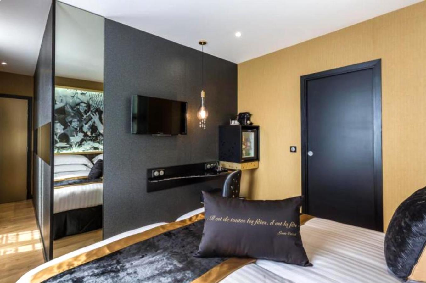 Les Bulles De 4* Parigi