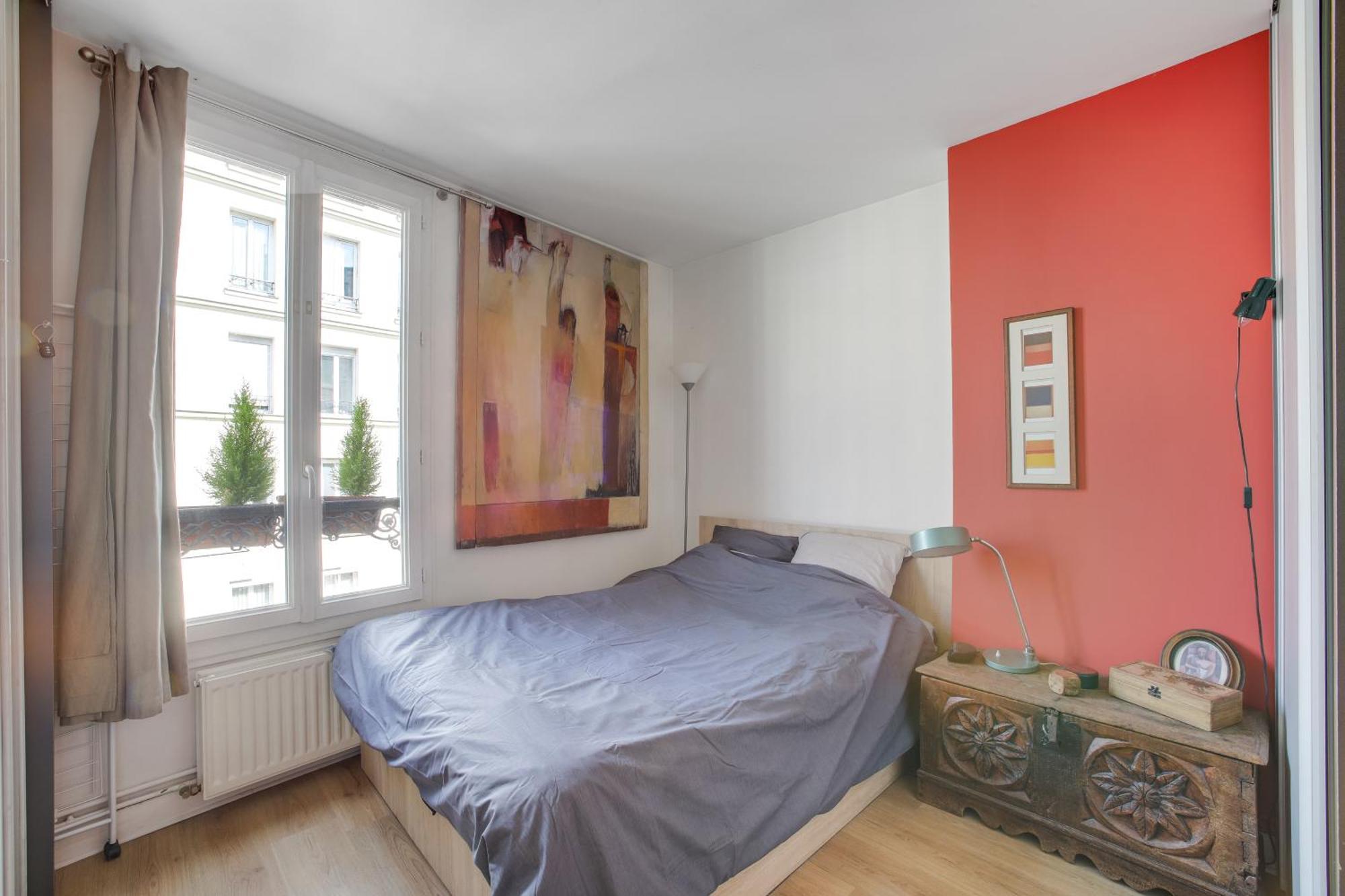 Superbe Duplex Avec Jardin Partage à Menilmontant *