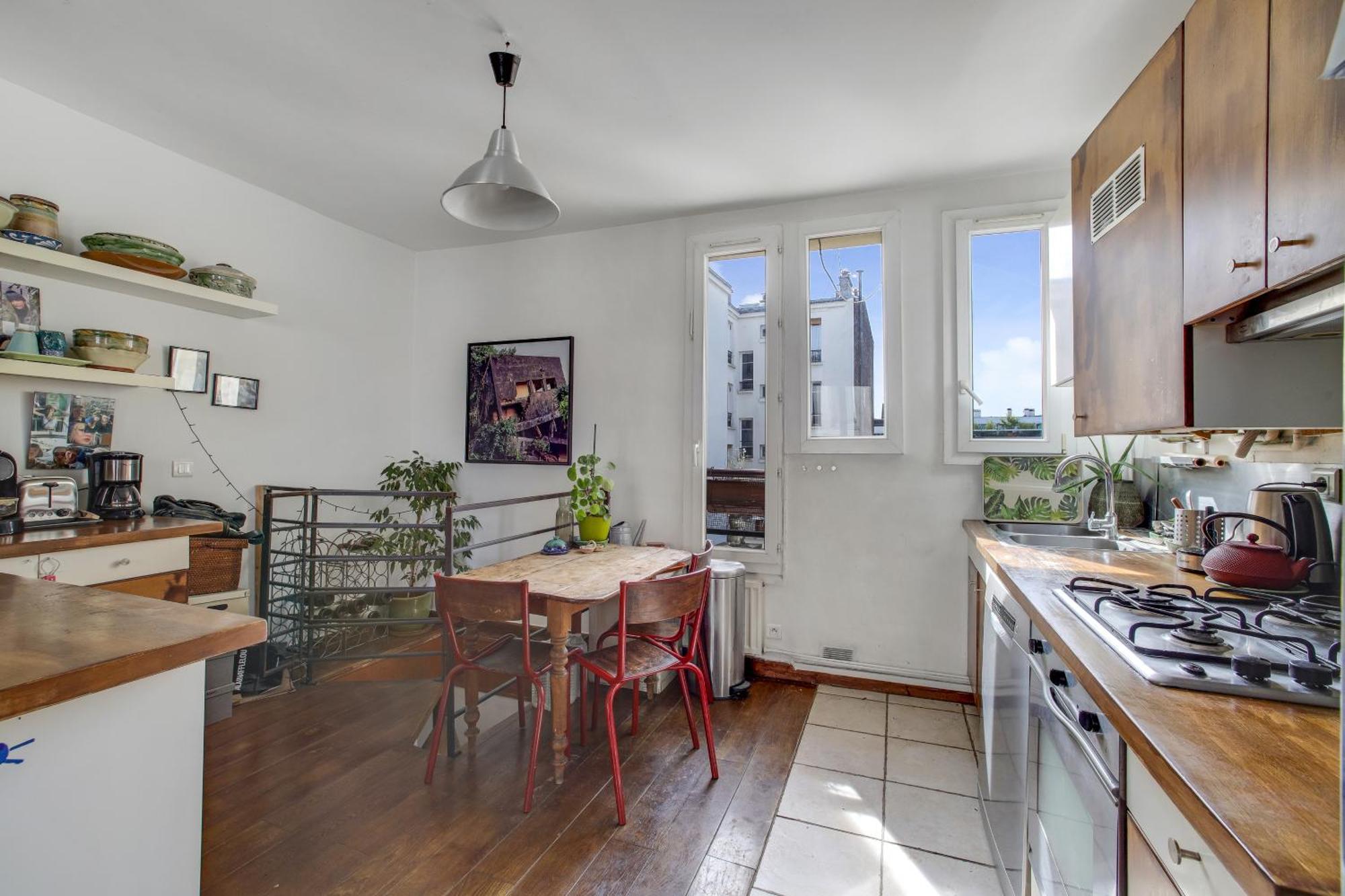 Superbe Duplex Avec Jardin Partage à Menilmontant