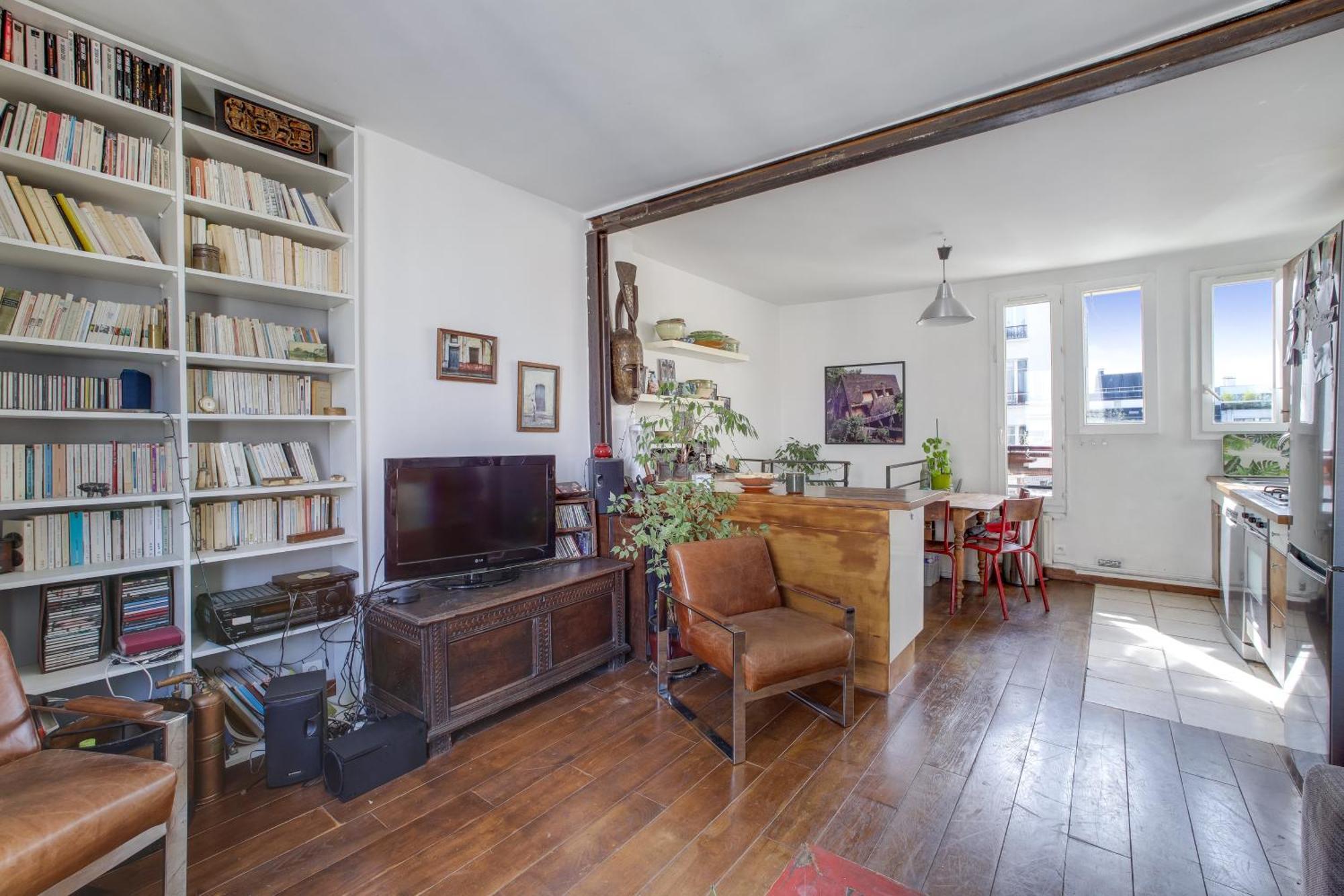 Appartamento Superbe Duplex Avec Jardin Partage à Menilmontant *