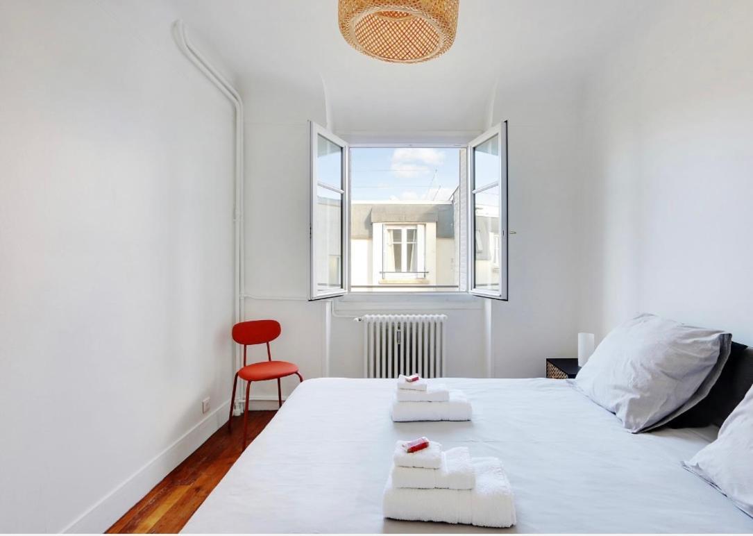 Appartement, Coeur Des Batignolles Montmartre *