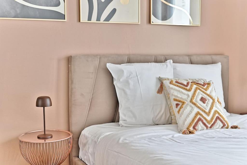 Colore Rue Niepce Apartment *