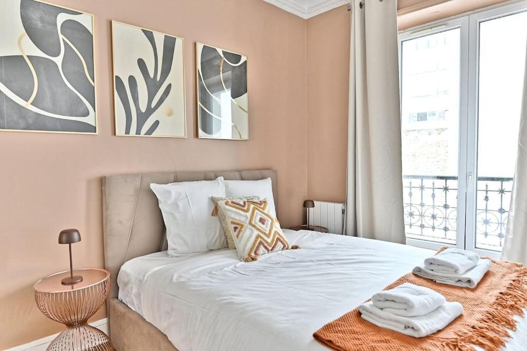 Apartment Colore Rue Niepce Paris