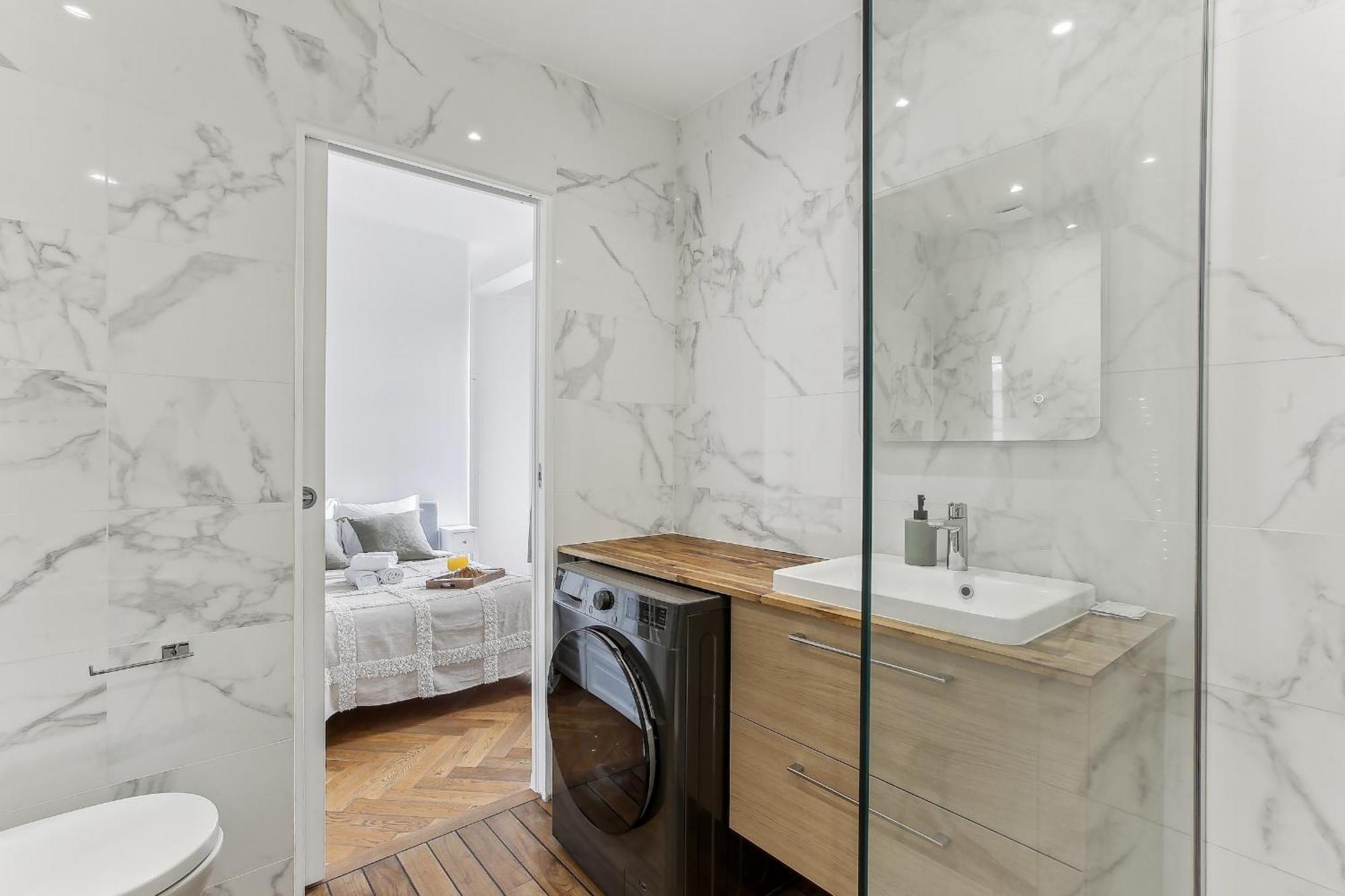 Champs-elysees & Trocadero - Cityapartmentstay *