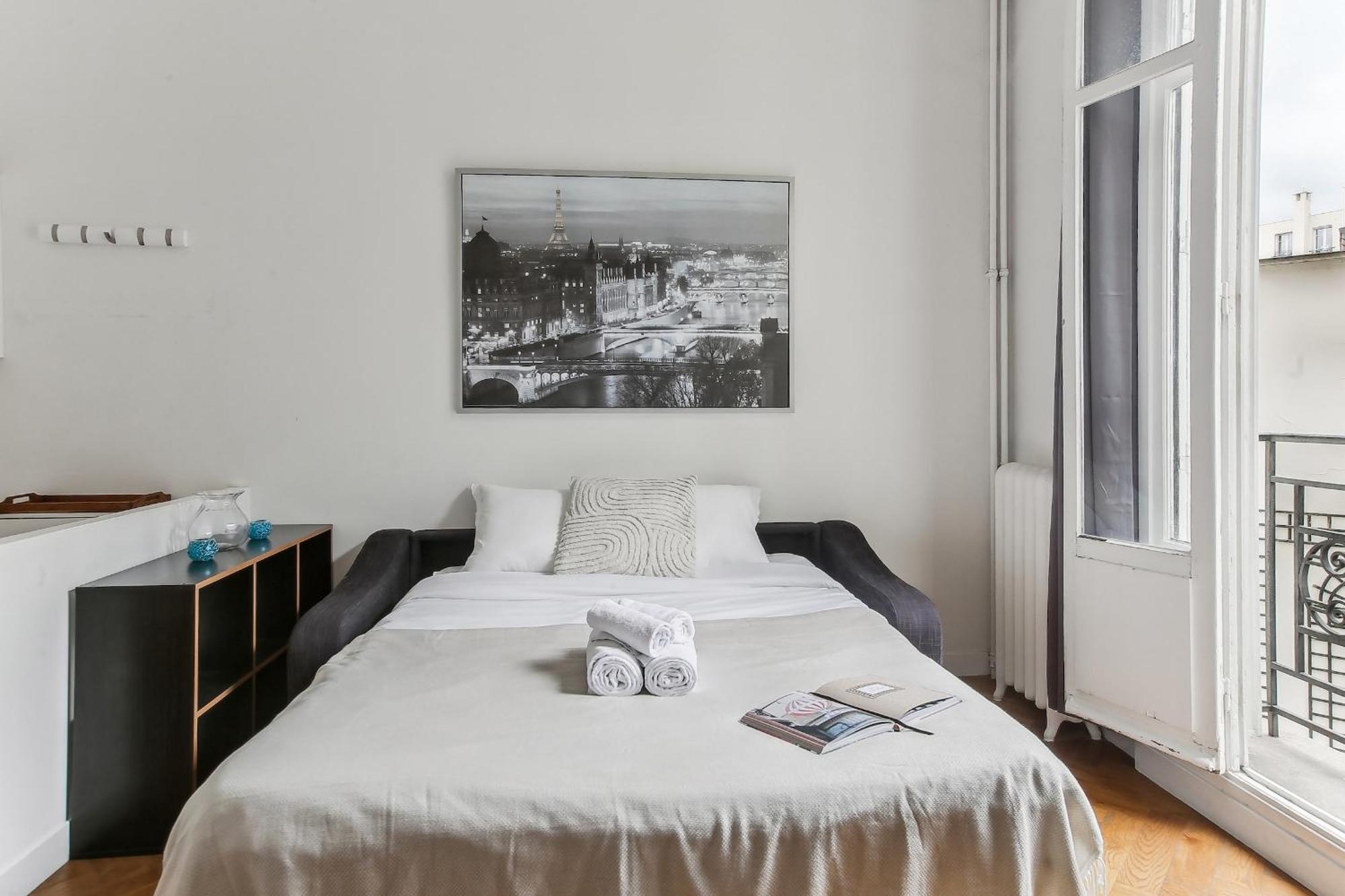 Apartment Champs-elysees & Trocadero - Cityapartmentstay Paris