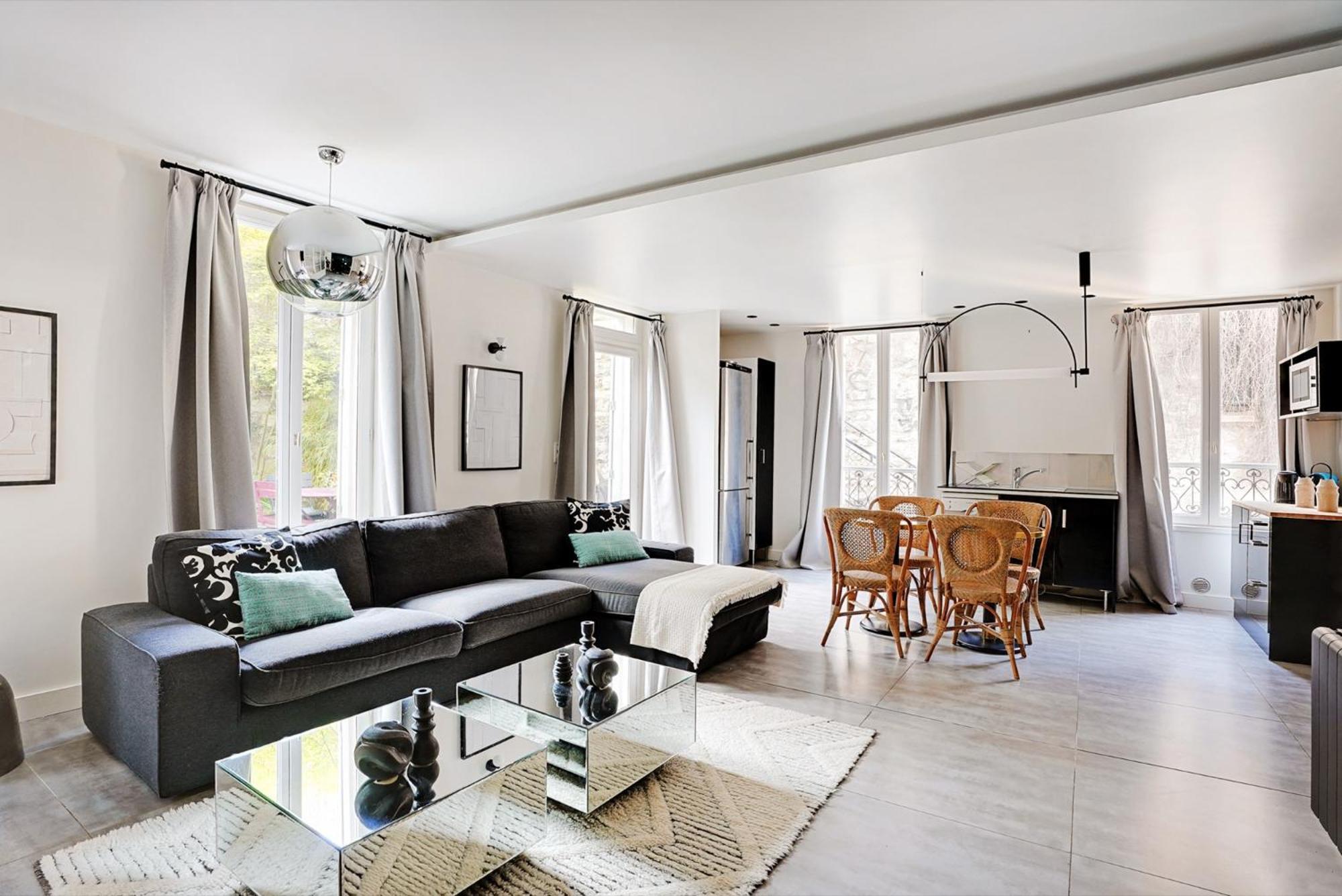 Appartamento Au Coeur De Montmartre Parigi
