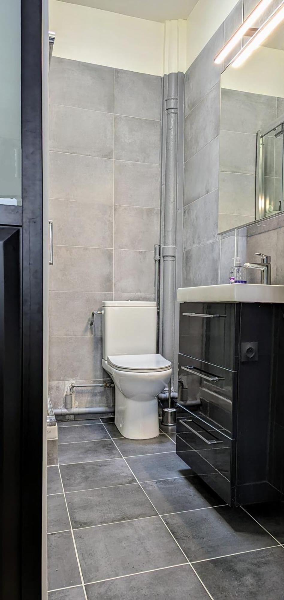 Oasis: One Bedroom Studio For Two Next To The Eiffel Tower Paris