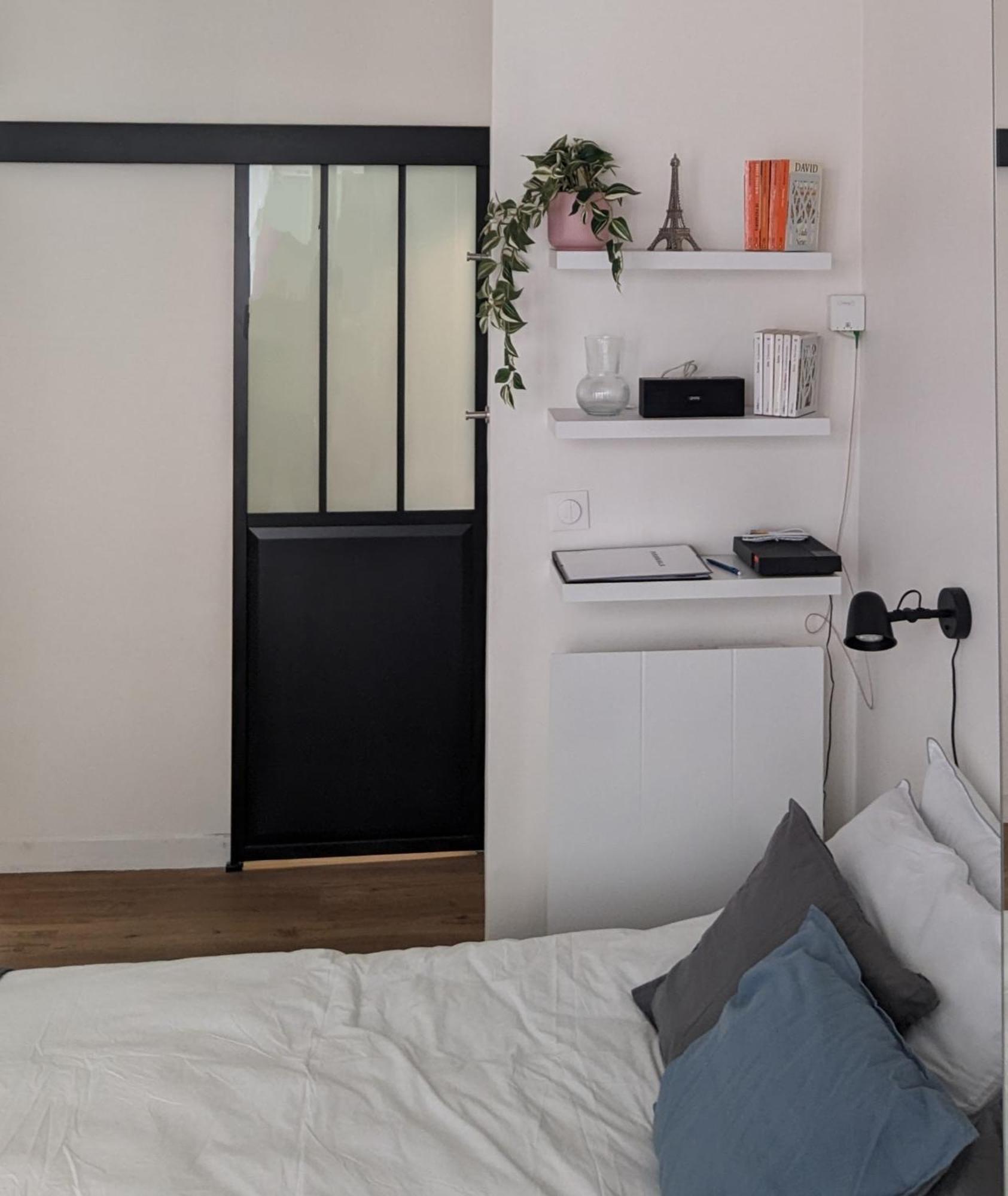 Oasis: One Bedroom Studio For Two Next To The Eiffel Tower Apartment