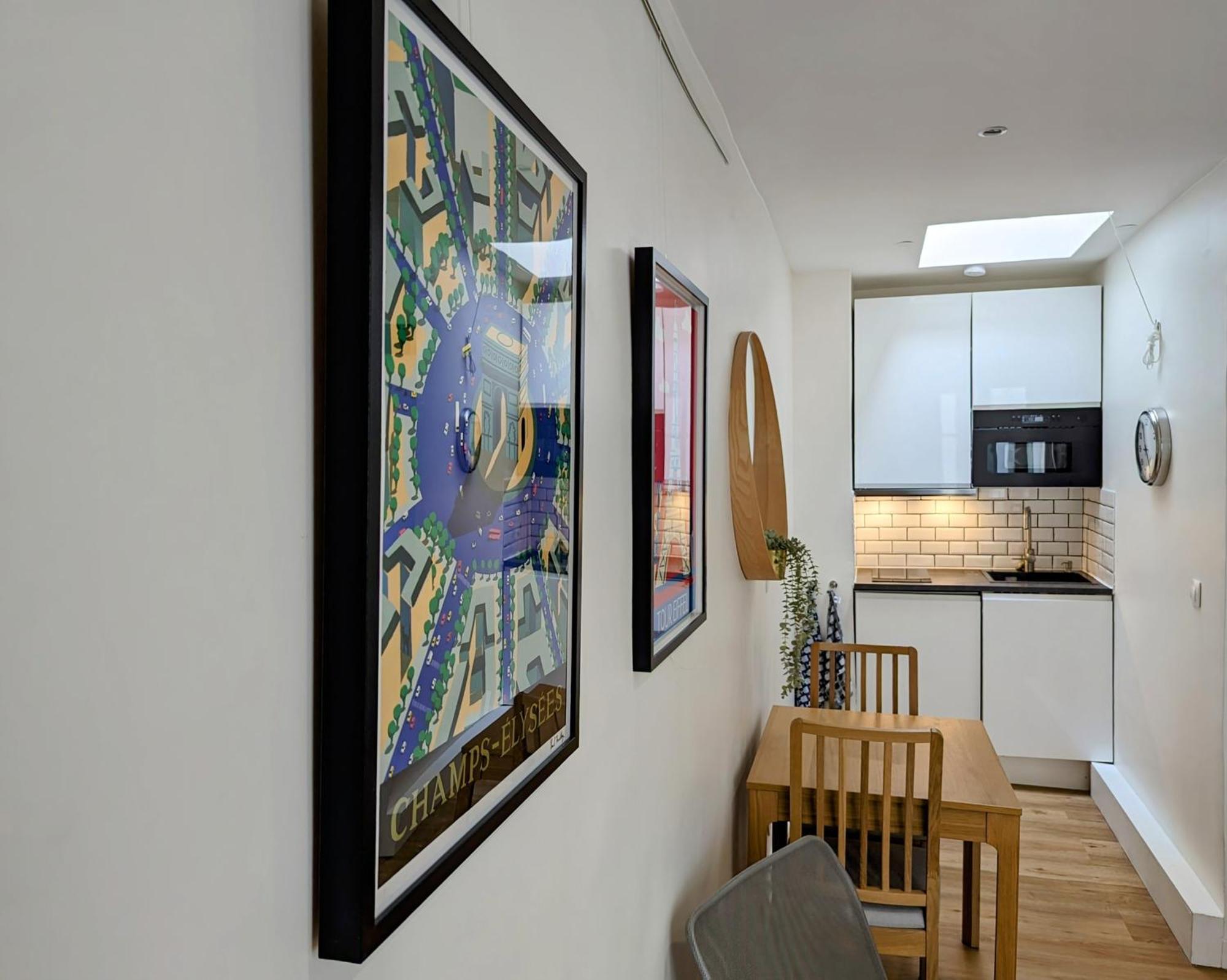 Oasis: One Bedroom Studio For Two Next To The Eiffel Tower Apartment Paris